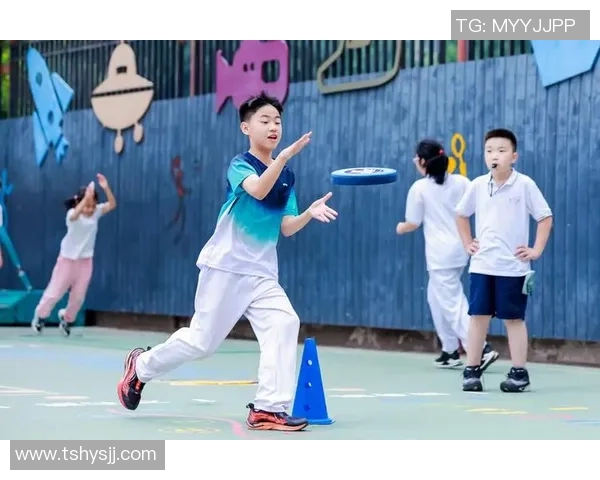 聚焦飞盘运动：探讨北京飞盘队在灵活性训练中的创新与实践