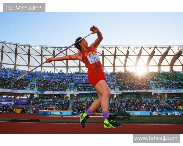 激烈角逐挑战极限展现速度与力量的游泳比赛盛况